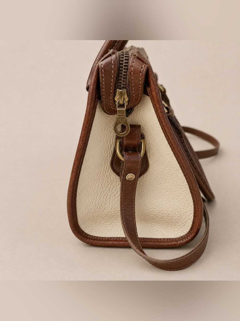 Vintage Dooney & Bourke All Leather Cream/British Tan Satchel Crossbody Bag USA - Picture 5 of 8